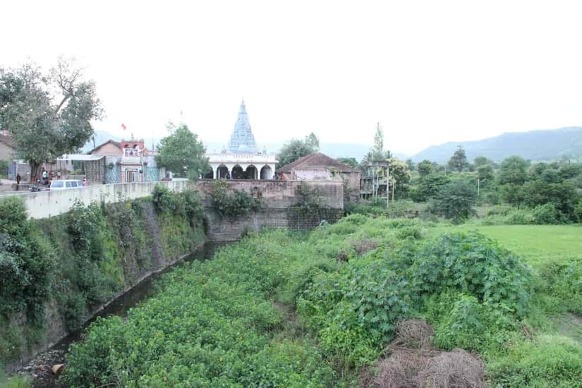 Brahmanātha temple at Parunde
