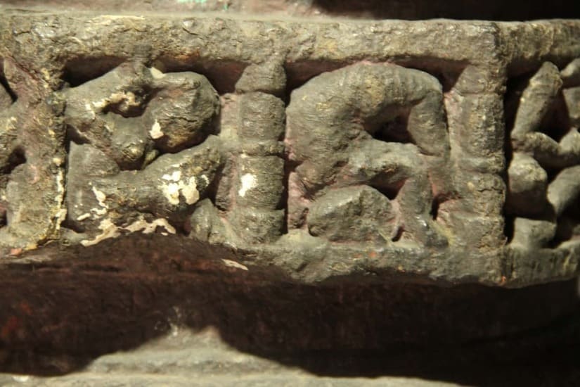 Śaiva Yogī in Urdhvadhanurāsana